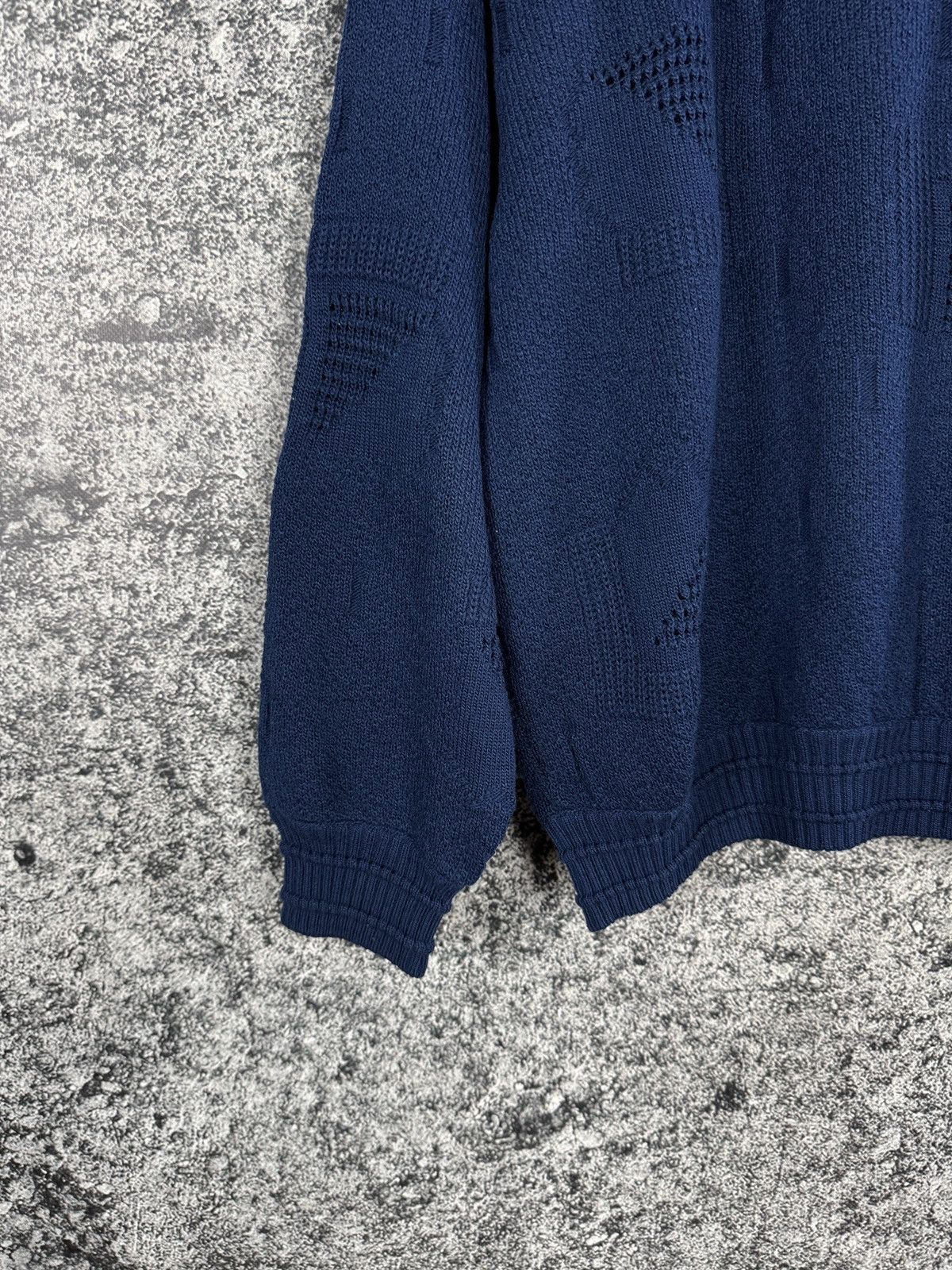 Carlo Colucci Carlo Colucci Vintage V-Neck Wool Sweater Jumper Size 56 Size US XL / EU 56 / 4 - 13 Thumbnail