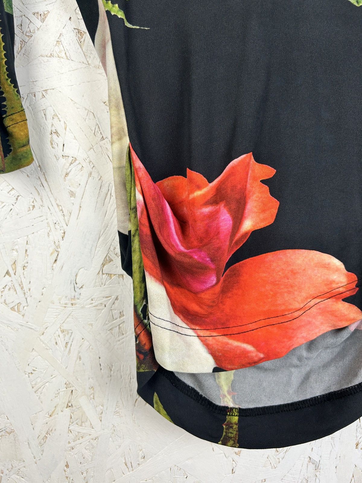 Vivienne Westwood Vivienne Westwood Off Shoulder Anglomania Floral Top Blouse Size M / US 6-8 / IT 42-44 - 5 Thumbnail