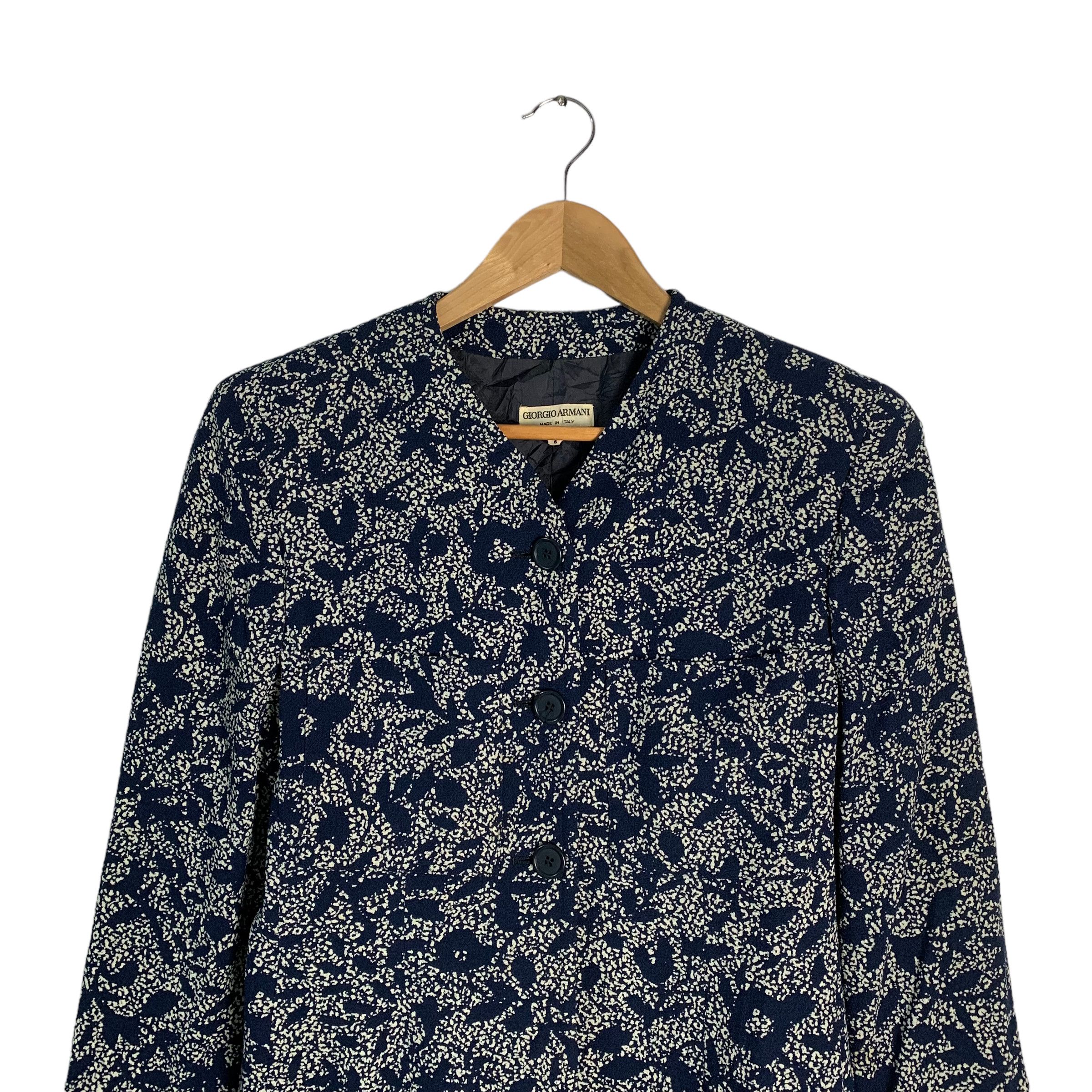 Giorgio Armani Giorgio Armani Flower Design Jacket Size M / US 6-8 / IT 42-44 - 5 Thumbnail