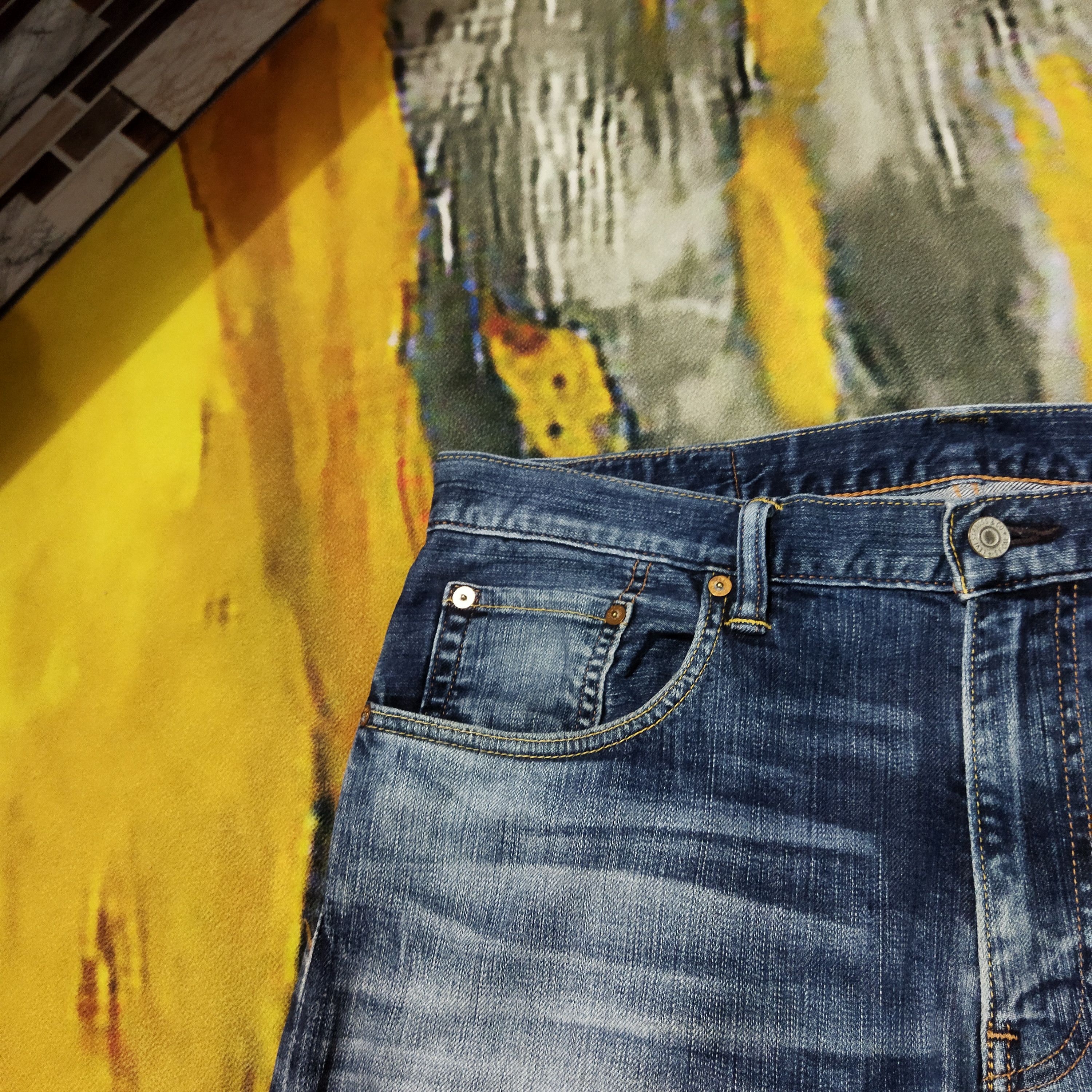 Levi's × Vintage VINTAGE LEVIS 551 DISTRESSED FADED BLUE Size US 36 / EU 52 - 4 Thumbnail