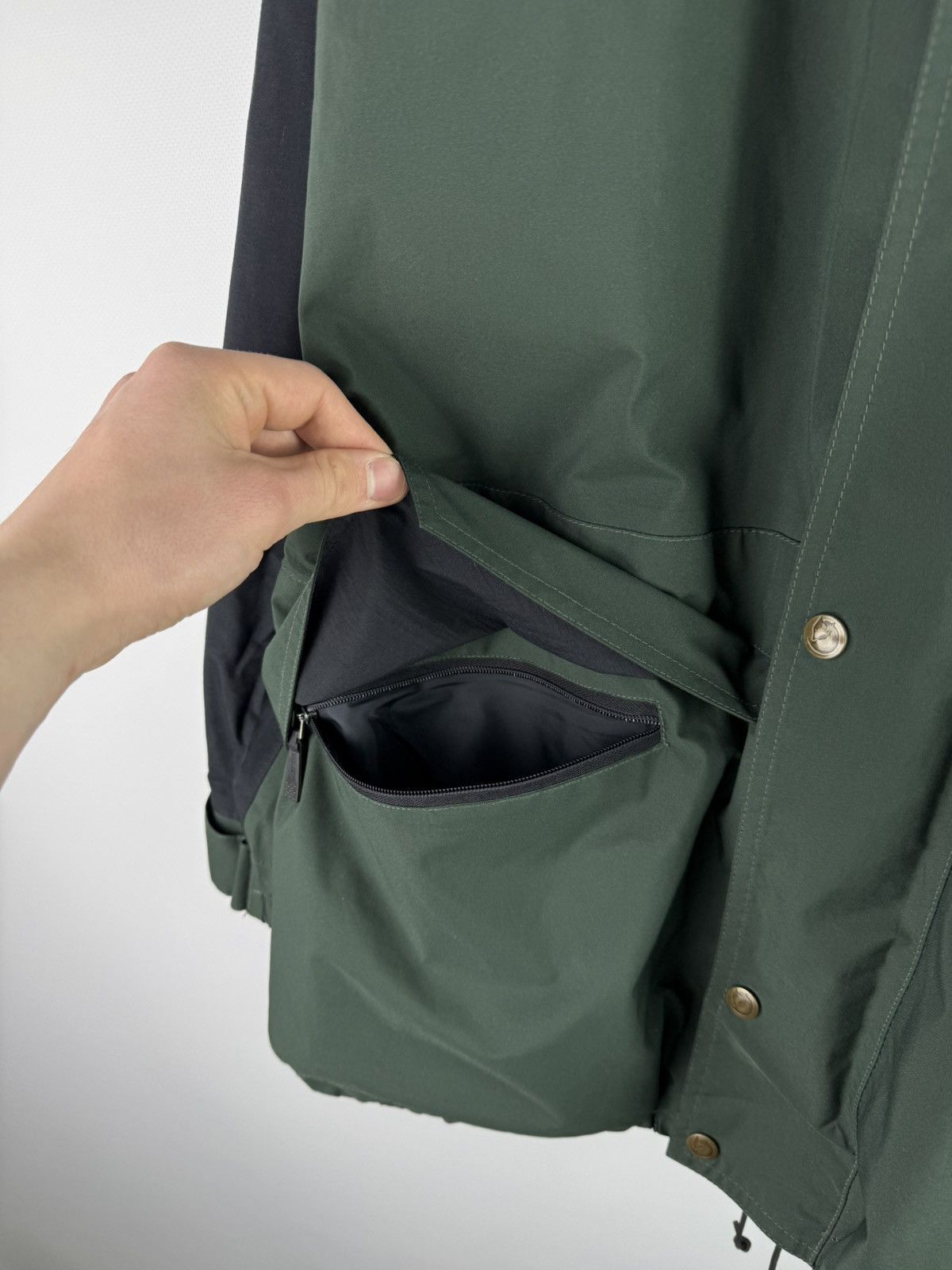 Fjallraven Vintage 90s Fjallraven Gore-Tex Outdoor Jacket Size US M / EU 48-50 / 2 - 7 Thumbnail