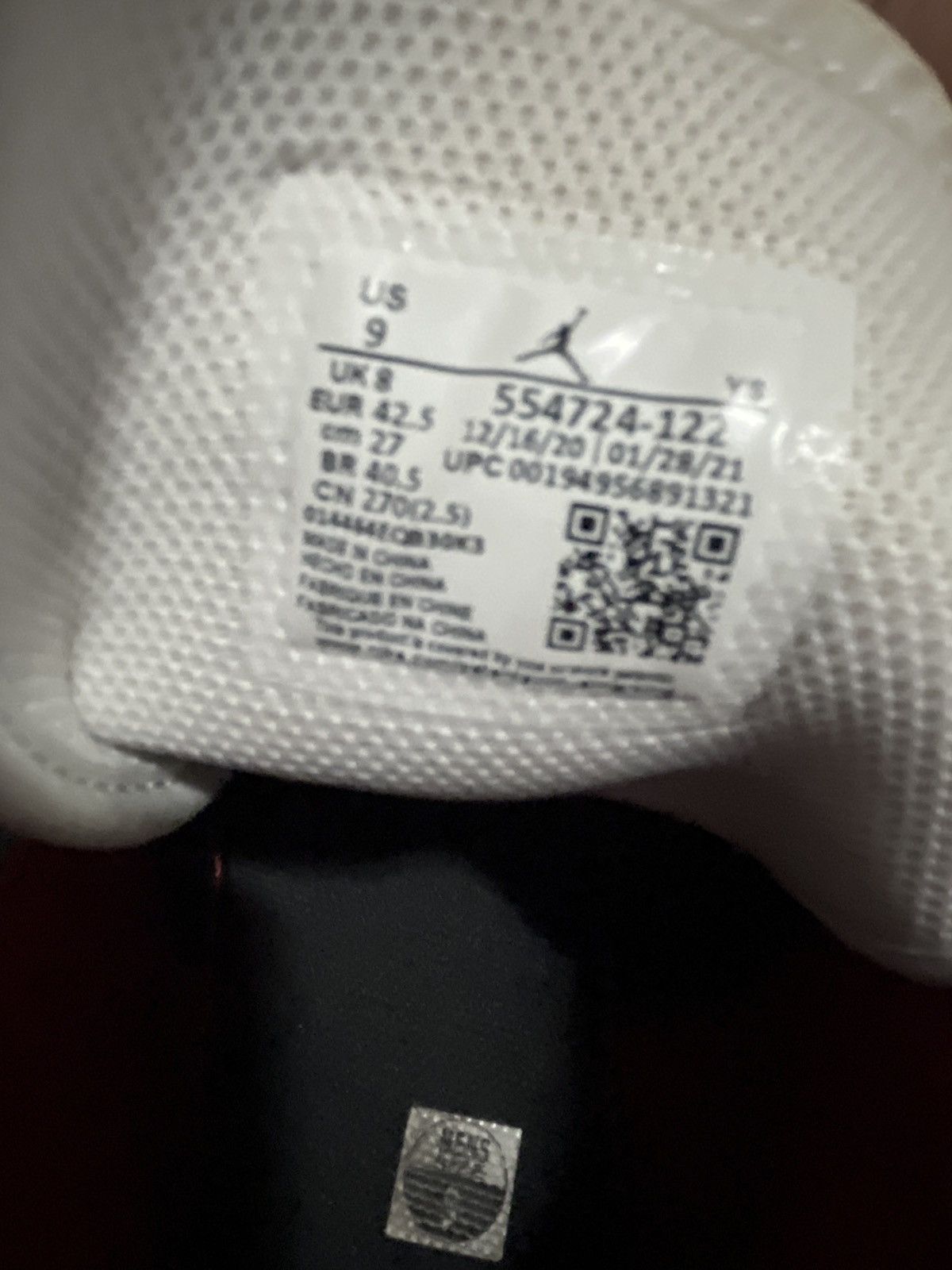 Jordan Brand jordan 1 mid Size US 9 / EU 42 - 6 Thumbnail
