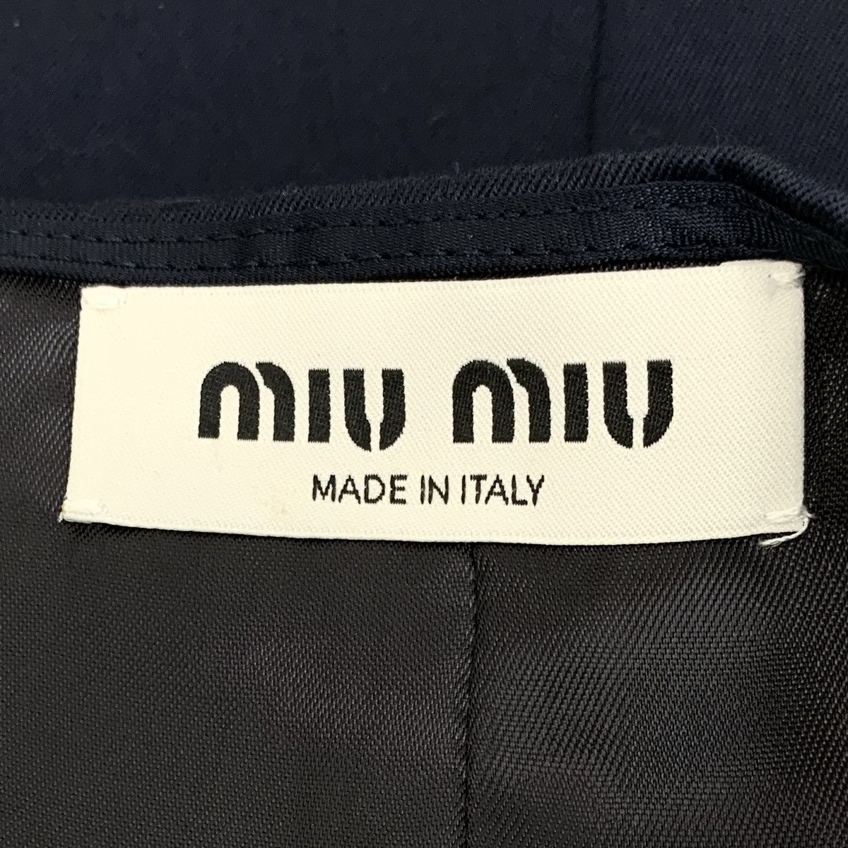 Miu Miu Miu Miu Logo Embroidered Cotton Casual Skirt K26WX Size 26" / US 2 / IT 38 - 7 Thumbnail