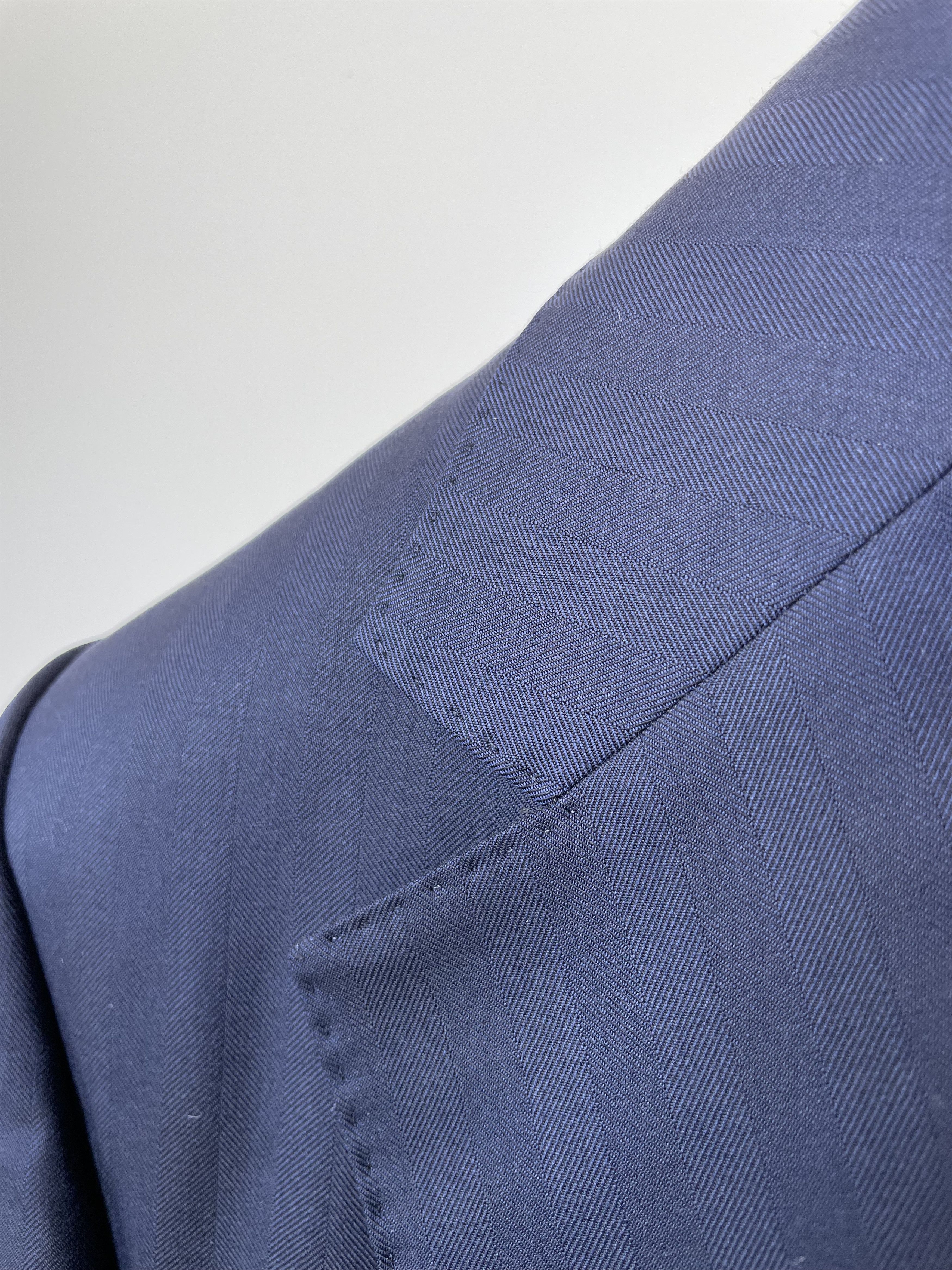 Suitsupply NWT Suitsupply navy herringbone full canvas suit, size 36R Size 36R - 3 Thumbnail