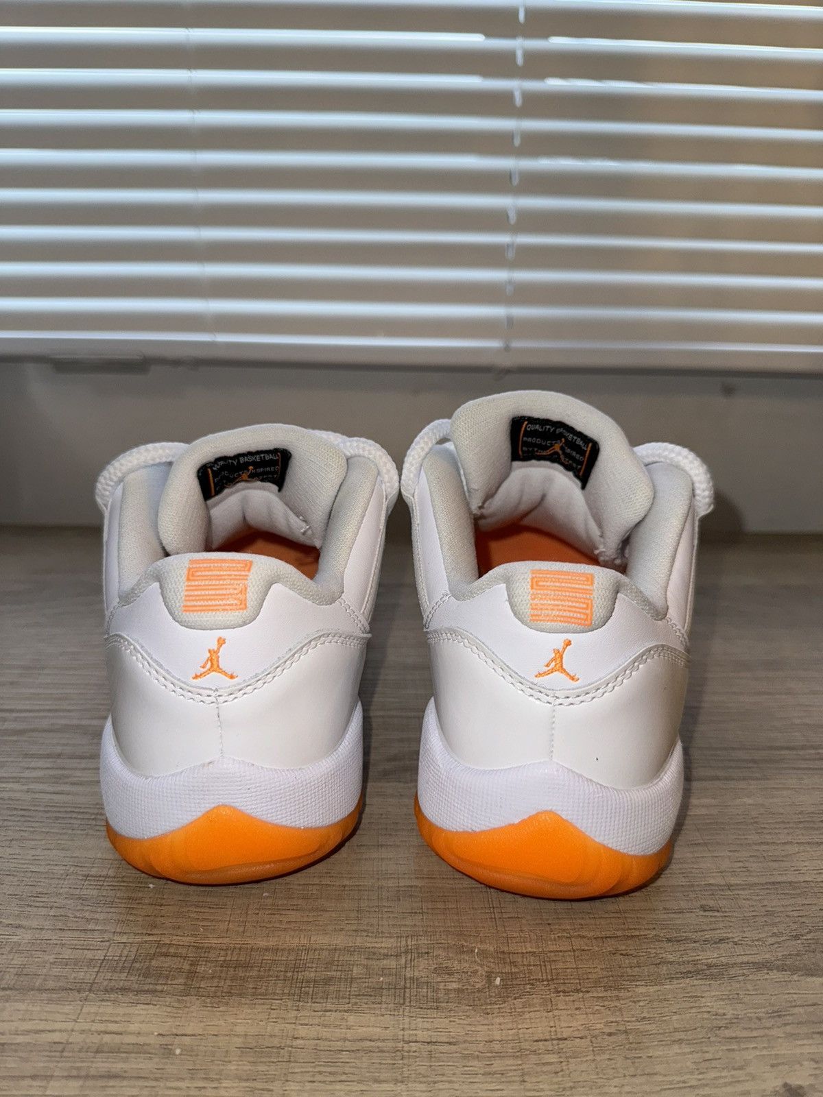 Jordan Brand Retro 11 low ‘ Citrus’ Size US 6 / IT 36 - 6 Thumbnail