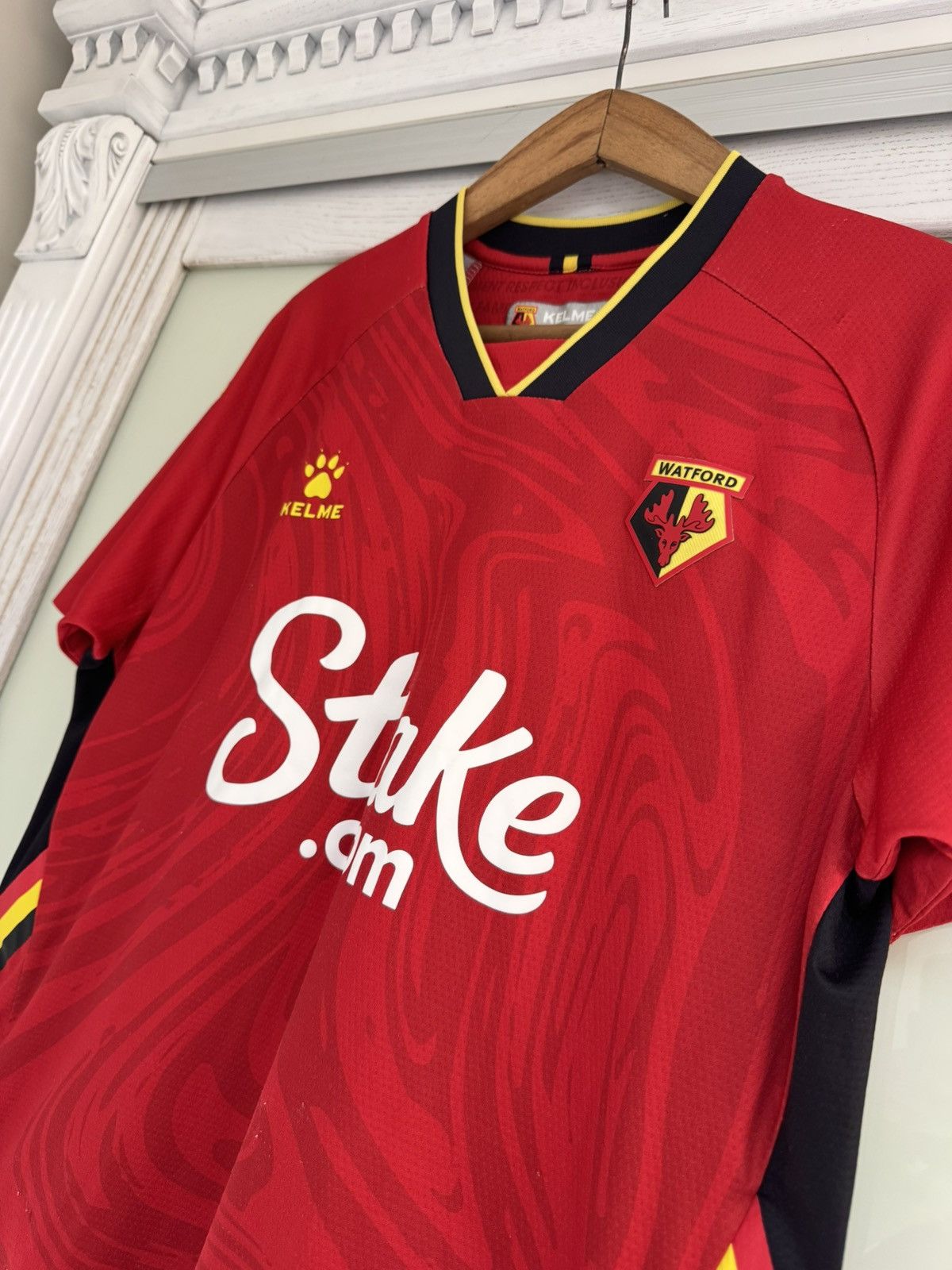 Vintage Watford 2021-2022 Away Soccer Jersey Football Shirt Kit Size US M / EU 48-50 / 2 - 7 Thumbnail