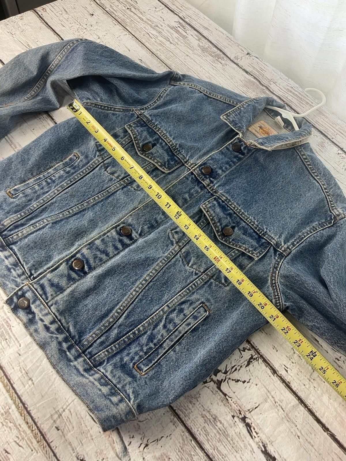 Hard Rock Cafe Vintage Hard Rock Cafe Save the Planet Denim Jacket Size M Size US M / EU 48-50 / 2 - 9 Thumbnail