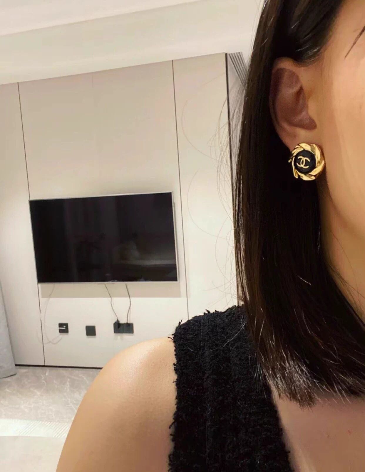 Chanel Chanel Black Gold Camellia Double C Logo Earrings Size ONE SIZE - 2 Thumbnail