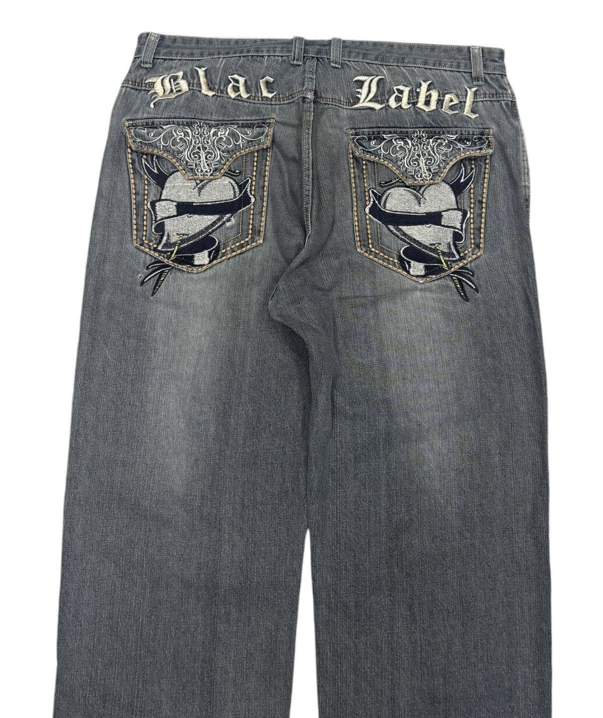 Black Label × Independent Truck Co. × Japanese Brand 🔥RARE VINTAGE BLAC LABEL WIDE BAGGY JEANS LOVE EMBROIDERY Size US 40 / EU 56 - 3 Thumbnail