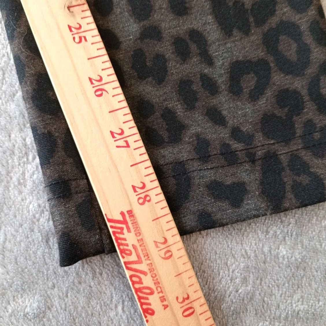 Calvin Klein Calvin Klein Ankle Pants Womens Medium Black Gray Animal Print Pull On Skinny Size 32" / US 10 / IT 46 - 5 Thumbnail