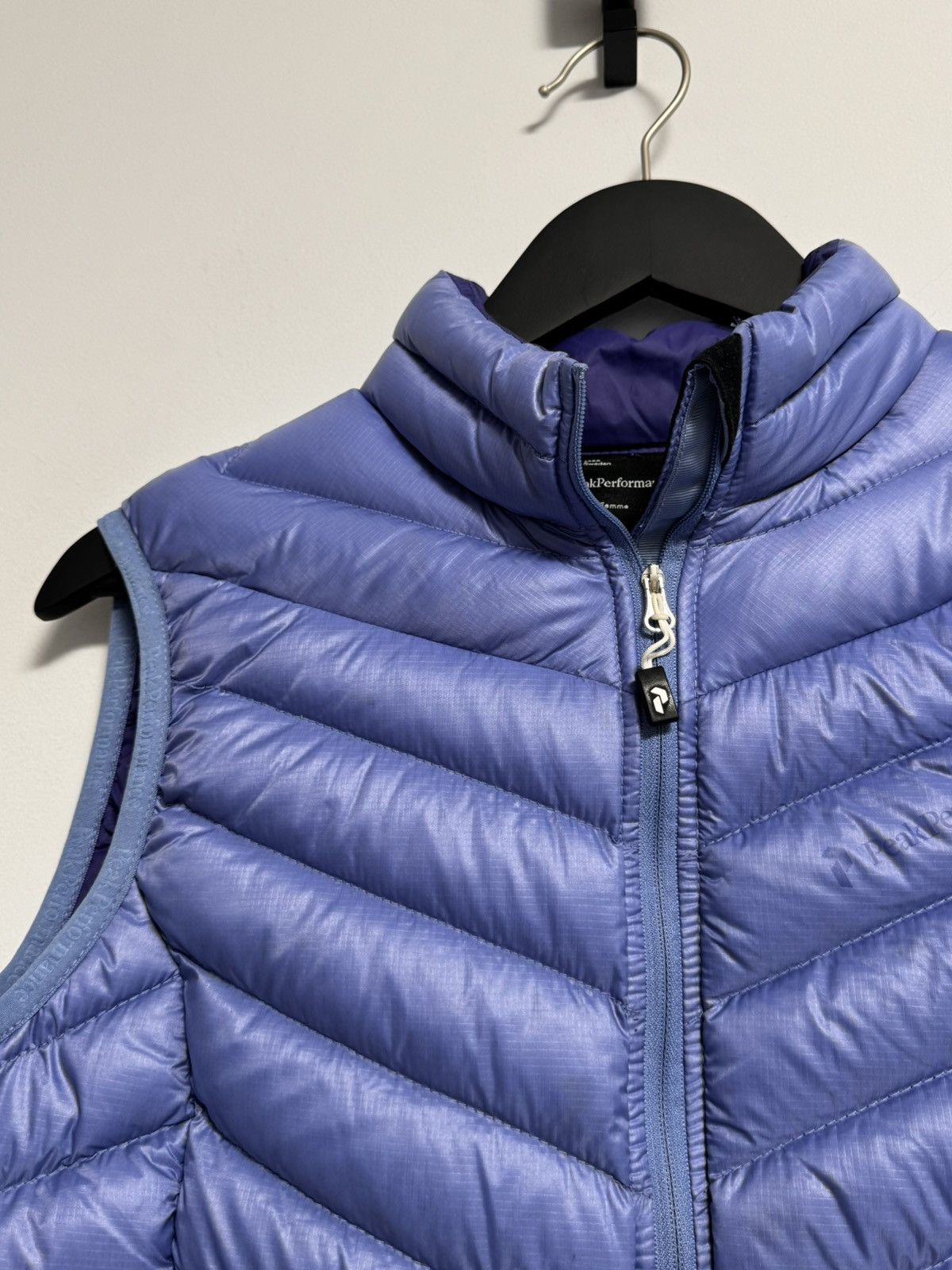 Peak Performance Peak Performance Vest Women’s sttle Hype Size M / US 6-8 / IT 42-44 - 7 Thumbnail