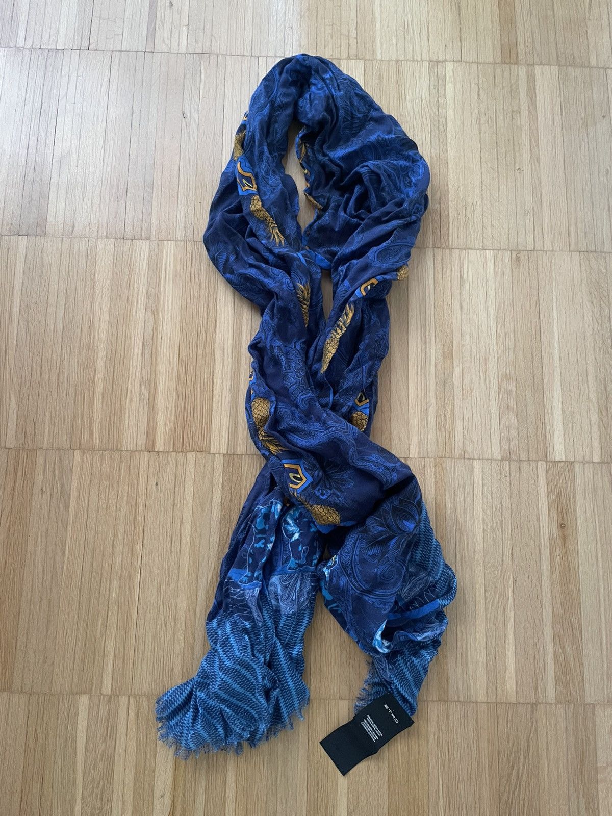 Etro Cashmere Skarf Size 38 - 1 Thumbnail
