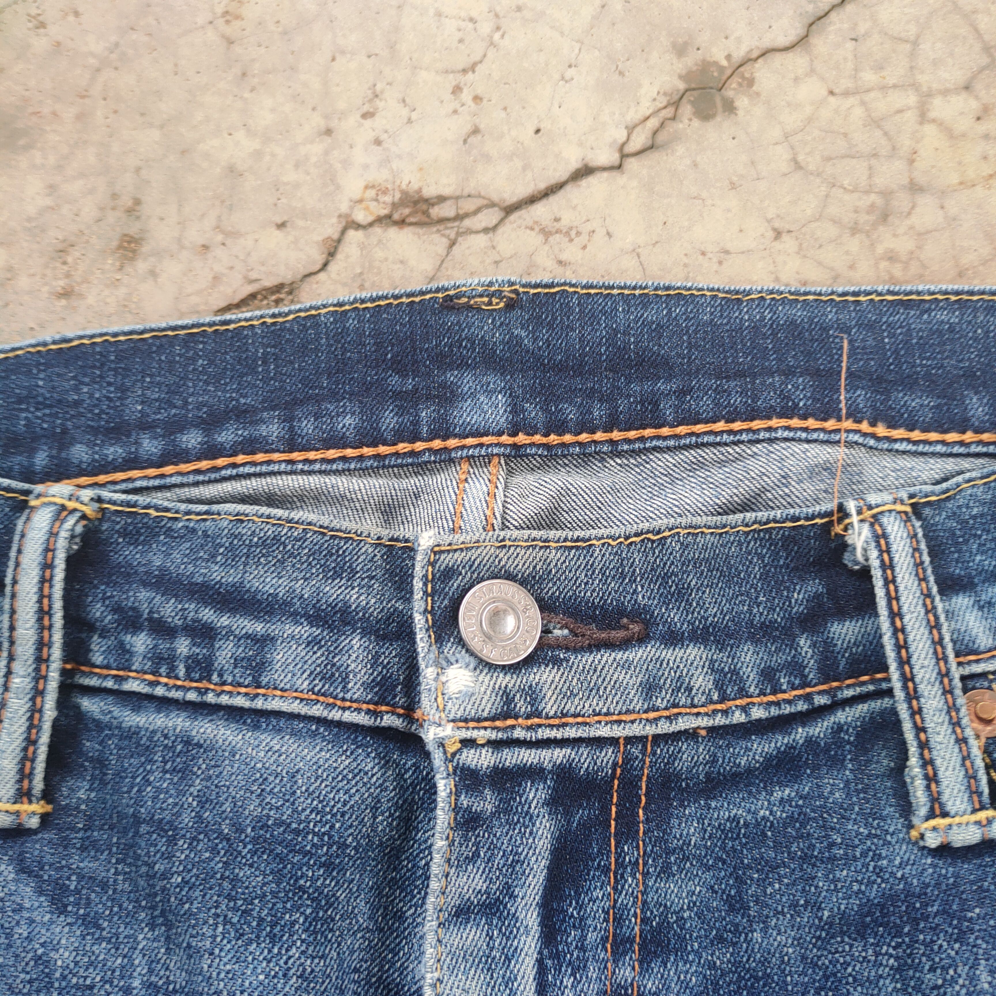 Levi's Vintage Clothing VINTAGE LEVI'S FADED DISTRESSED DENIM JEAN PANTS Size US 36 / EU 52 - 5 Thumbnail