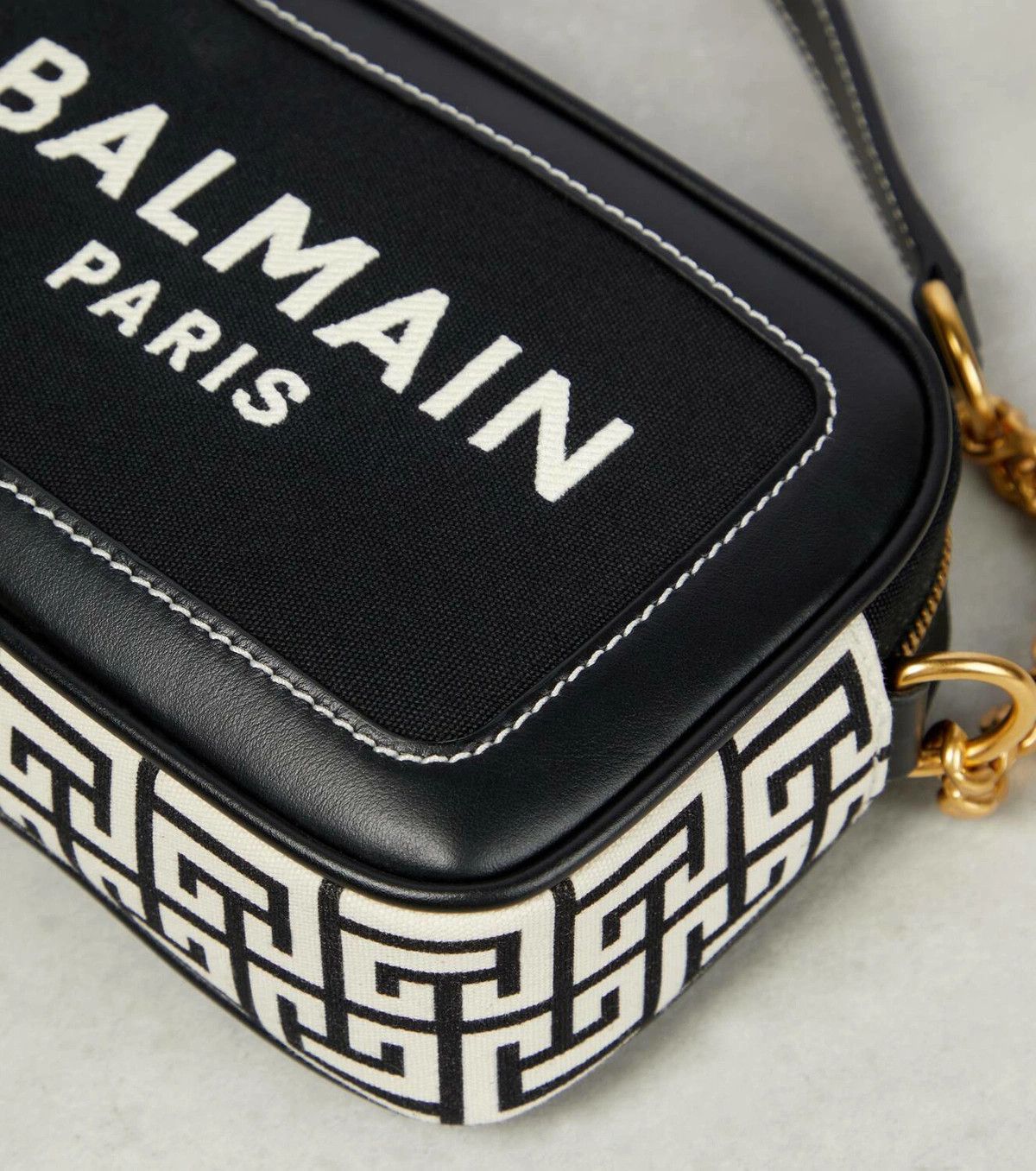 Balmain o1s1wg111225 Size:OS/B-Army Crossbody Bag in Black Size ONE SIZE - 3 Thumbnail