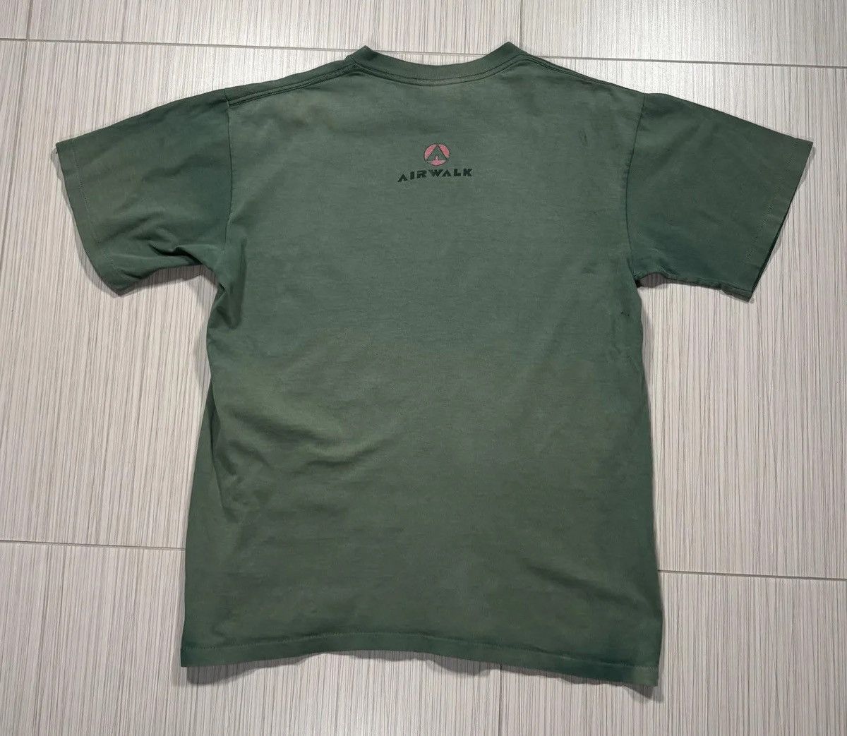 Airwalk Vintage Airwalk Tin Can Phone T Shirt (Size M) Size US M / EU 48-50 / 2 - 4 Thumbnail