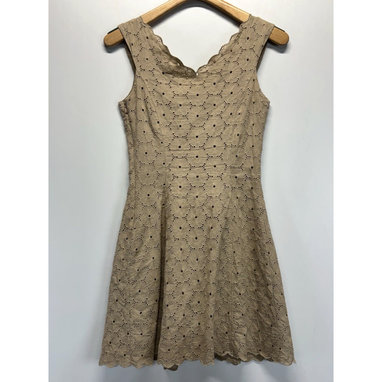 Guess VINTAGE GUESS Eyelet Lace Up Mini Dress Women Size 4 Tan Y2K Fit & Flare Size S / US 4 / IT 40 - 3 Thumbnail