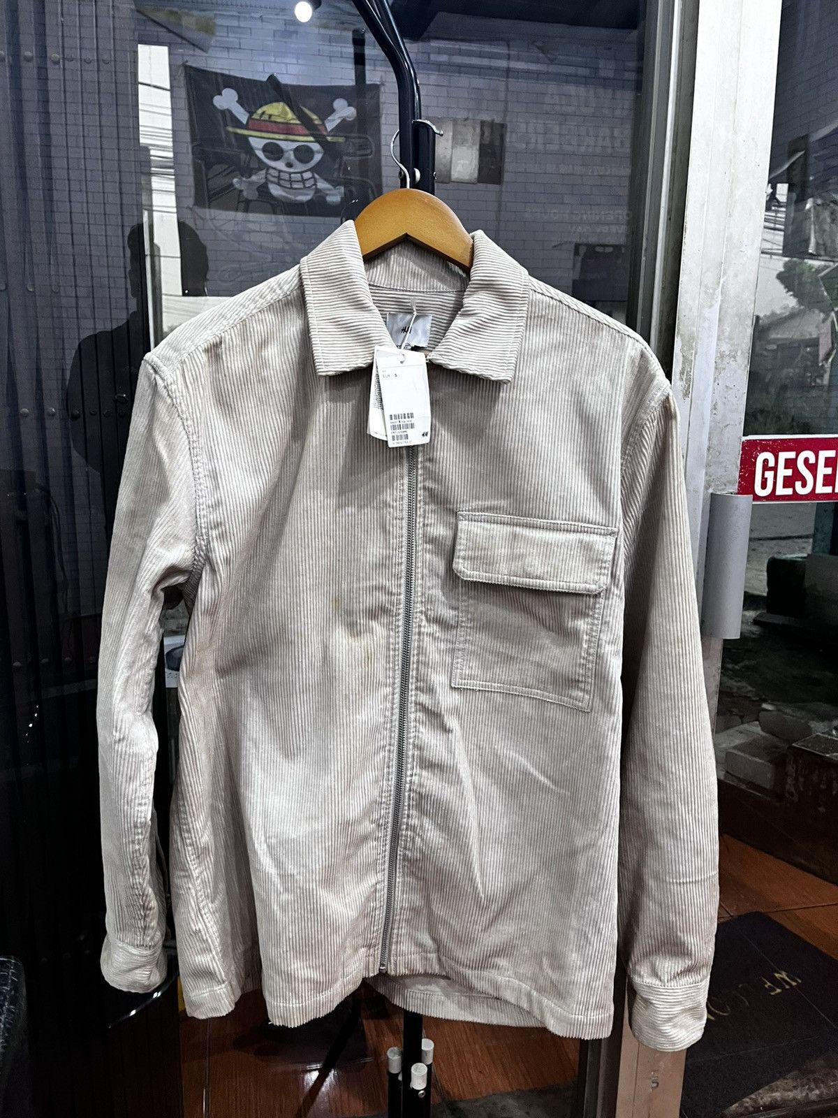 H&M Vintage workshirt corduroy H&M Size US S / EU 44-46 / 1 - 1 Thumbnail
