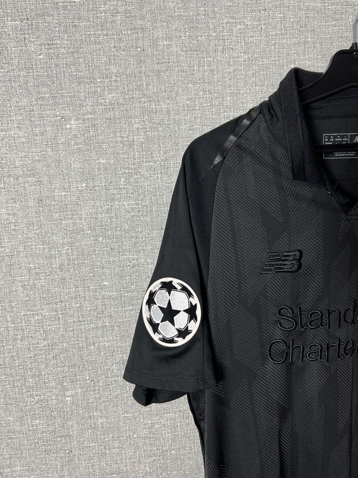 New Balance #11 M. Salah Liverpool 2018 Blackout Limited Edition Jersey Size US M / EU 48-50 / 2 - 3 Thumbnail