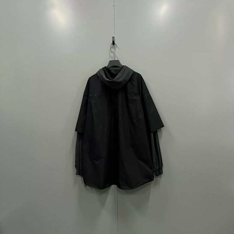 Balenciaga Balenciaga size 39 Black Embroidered Logo Fake Two-Piece H Size US XS / EU 42 / 0 - 2 Thumbnail
