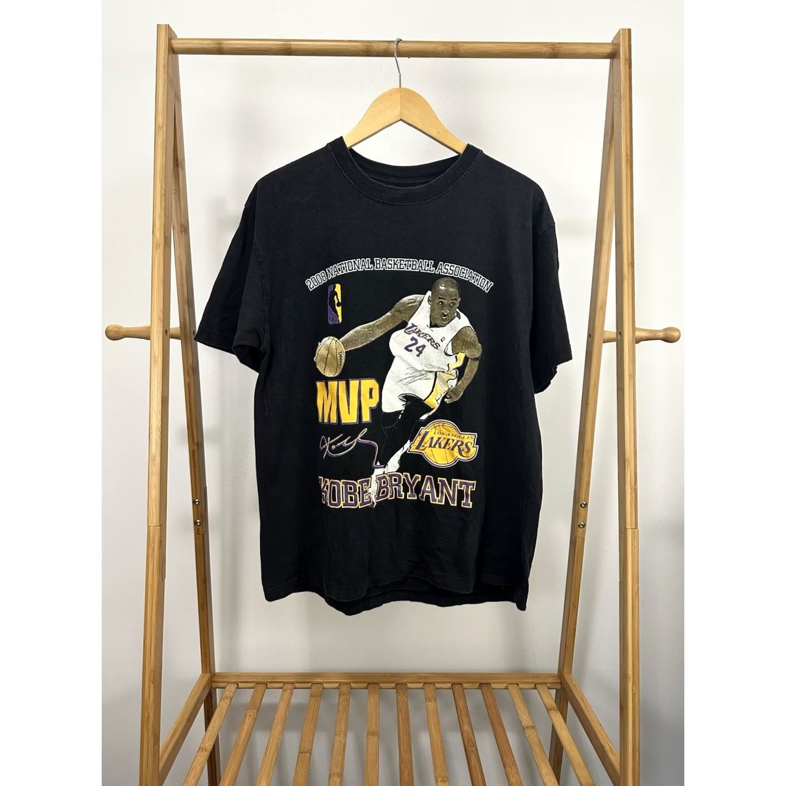 Doublet VTG Kobe Bryant 2008 MVP LA Lakers Rap Tee Double Sided Faded T-Shirt L RARE Shirt Men Large Black Nike? Size US L / EU 52-54 / 3 - 2 Thumbnail