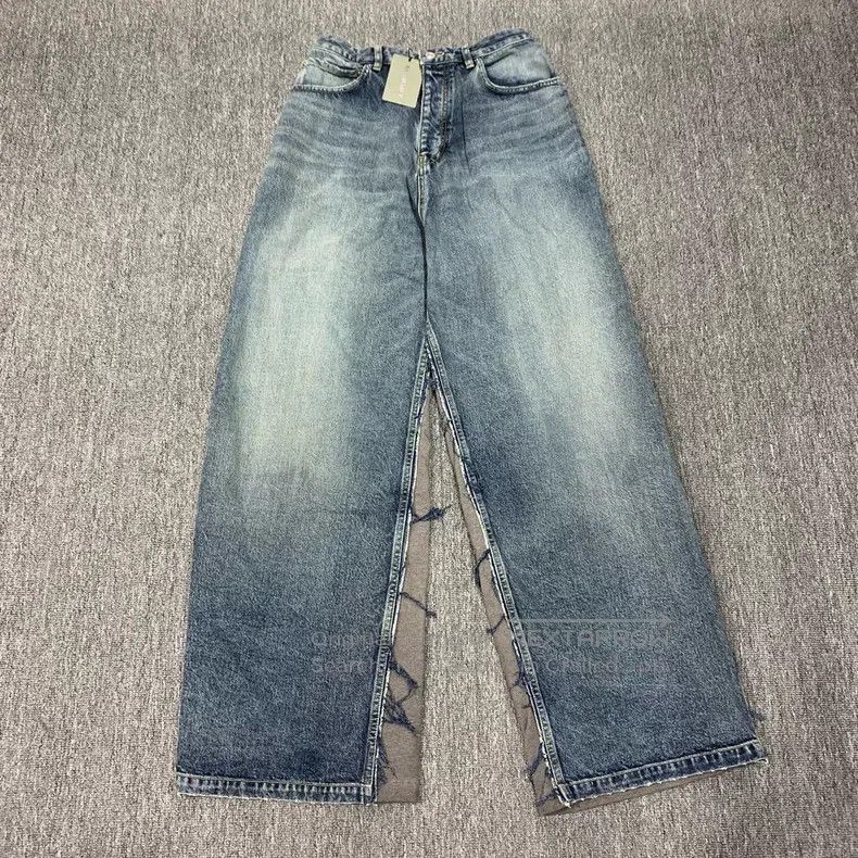 Balenciaga Balenciaga size S Blue Jeans, Pants and Spliced Jeans Size US 27 - 1 Thumbnail