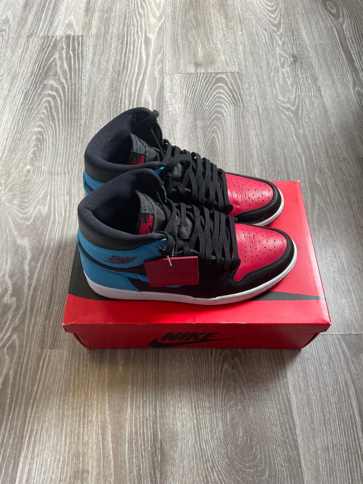 Jordan Brand × Nike Jordan 1 WMNS HIGH OG - UNC TO CHICAGO Size US 9.5 / EU 42-43 - 2 Thumbnail