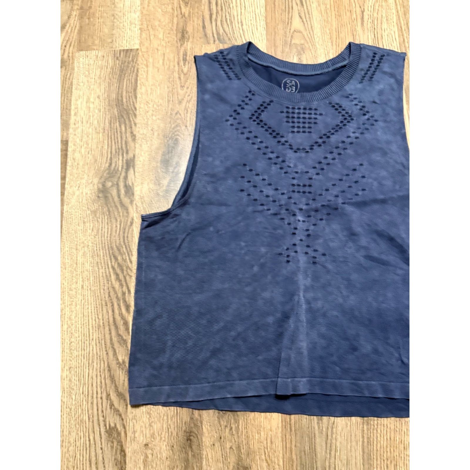Vintage SAGE Tank Top Women's Small Blue Athletic Seamless Tank Top - Regular Fit, Casual Wear, Pullover, Machine Washable, Basic Style, - Womens Size S / US 4 / IT 40 - 3 Thumbnail