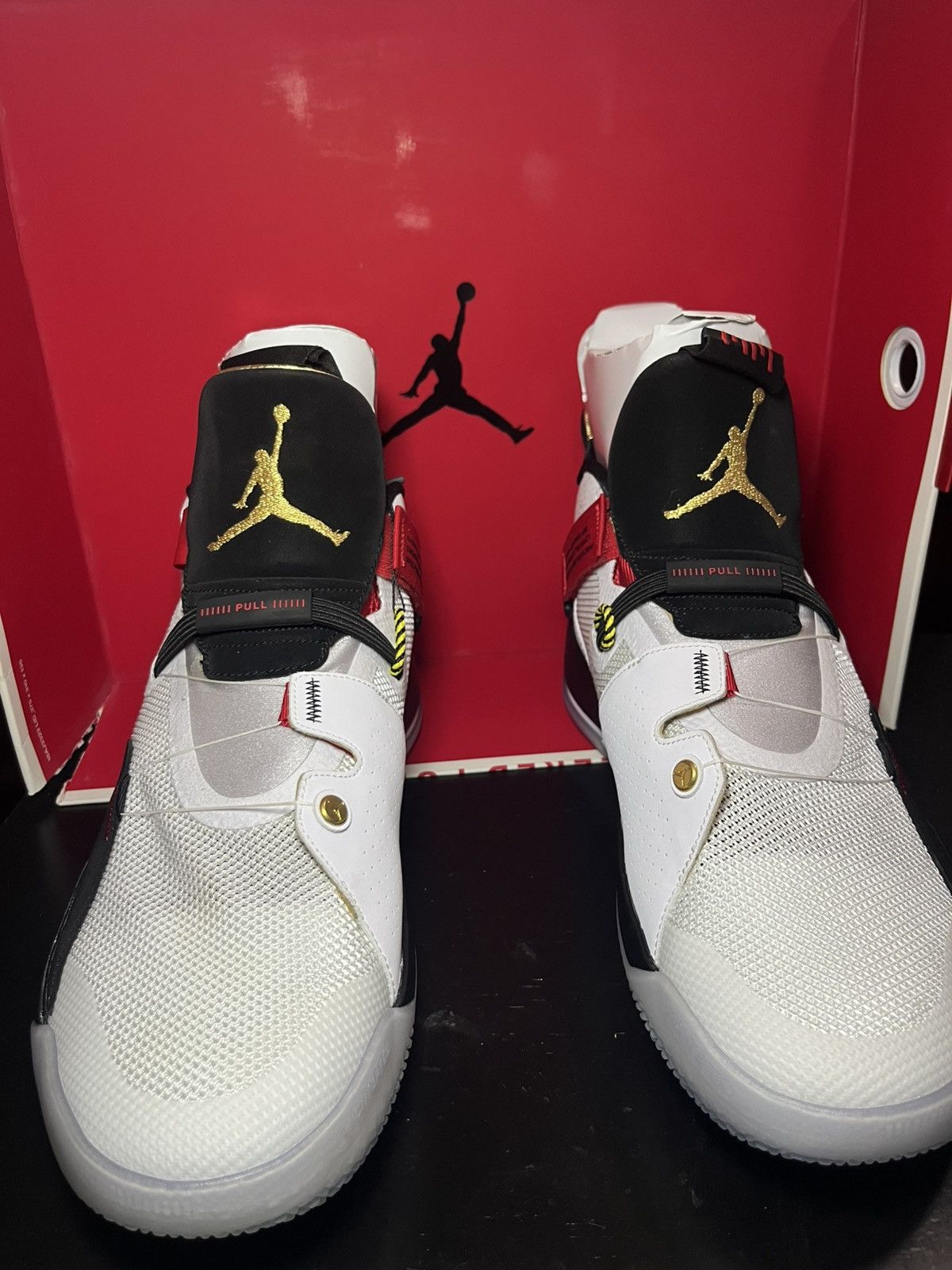 Jordan Brand Air Jordan XXXIII Future of Flight Size US 13 / EU 46 - 2 Thumbnail