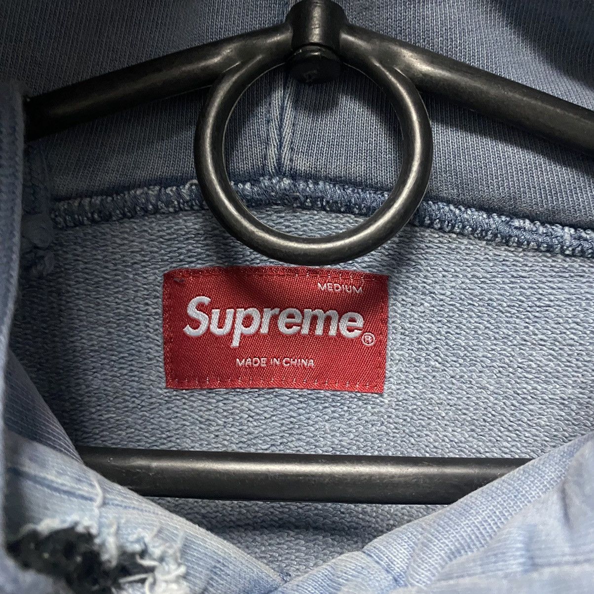 Supreme Vintage Supreme hoodie Size US M / EU 48-50 / 2 - 6 Thumbnail