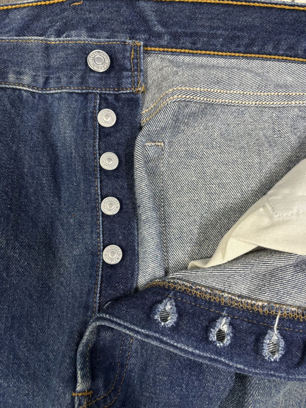 Levi's Vintage 90s Levis 501XX Button Fly Mud Wash Loose Fit Jeans Size US 37 - 18 Thumbnail