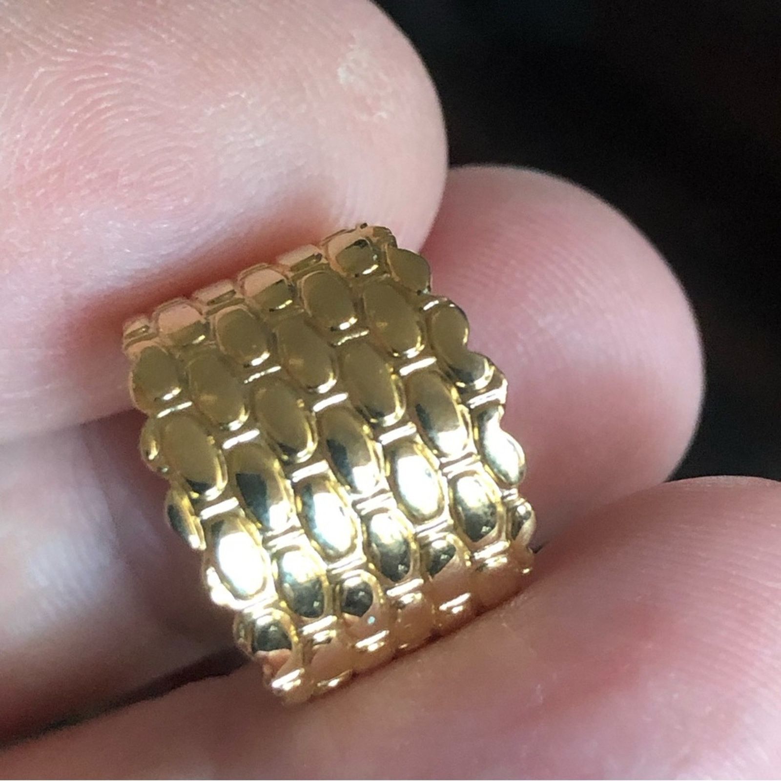 Vintage Vintage shiny gold plated basket weave small hoop earrings Size ONE SIZE - 4 Thumbnail