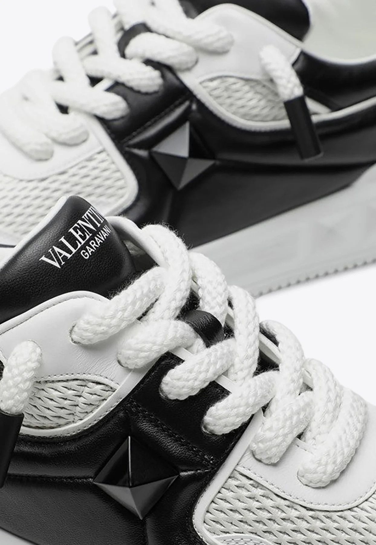 Valentino o1s22i1n1224 Low-Top Sneakers in White Black Size US 10 / EU 43 - 5 Thumbnail