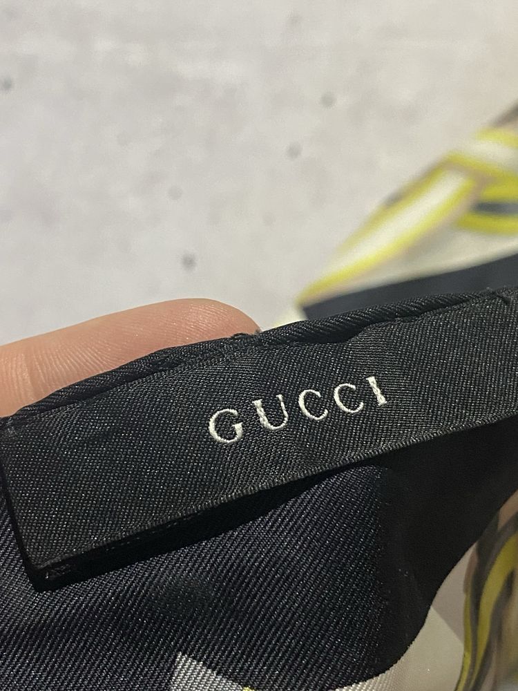 Gucci Vintage Gucci Silk Scarf Kerchief Size ONE SIZE - 4 Thumbnail