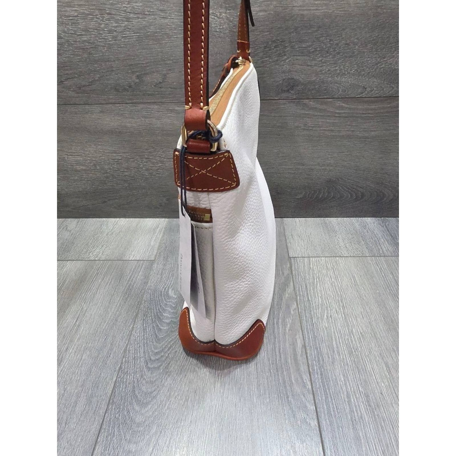 Dooney & Bourke Dooney and Bourke crossbody White Bag Pebble Leather B000556 Size ONE SIZE - 6 Thumbnail