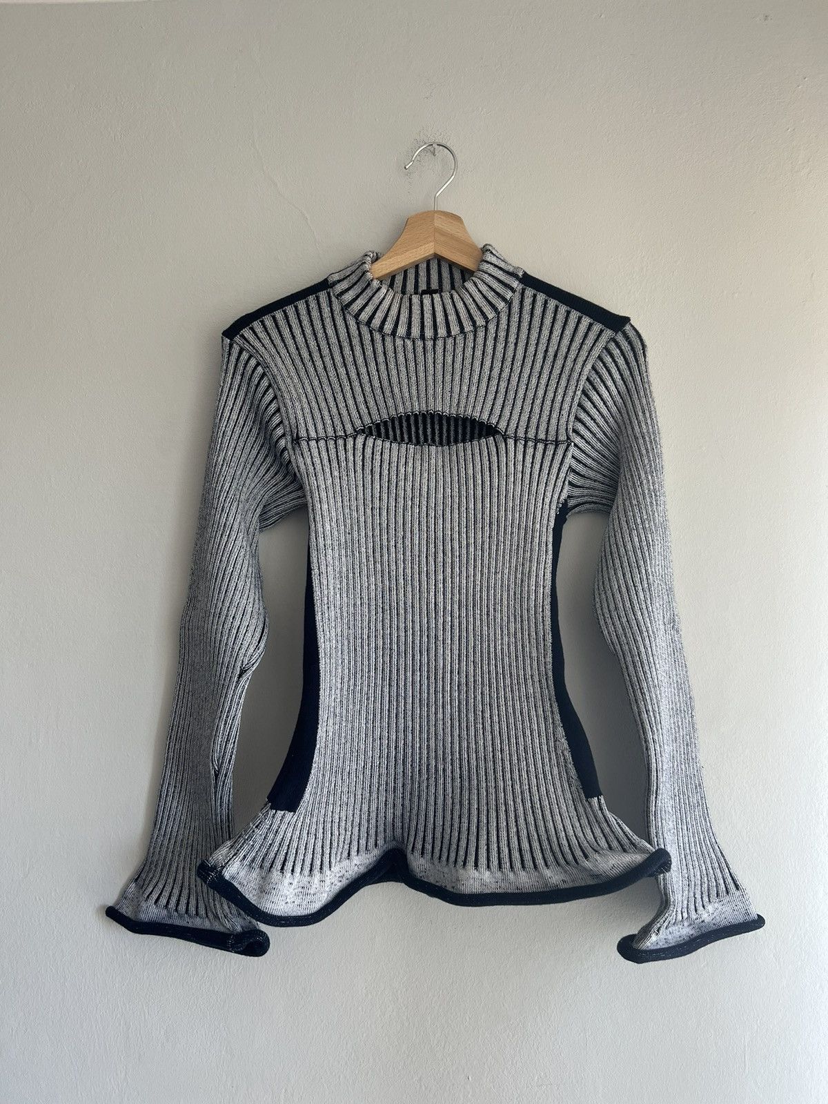 louis vuitton malletier sweater