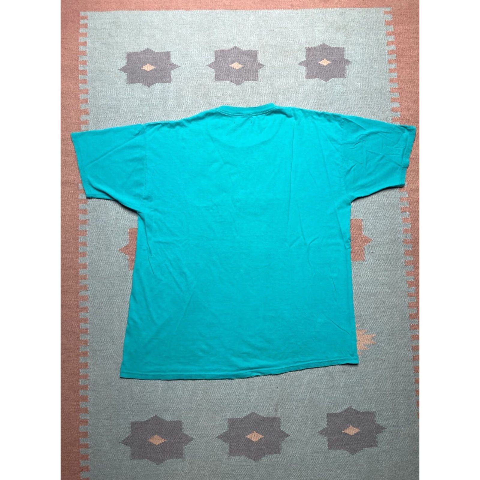 Tommy Hilfiger VINTAGE 90s y2k Tommy Hilfiger Embroidered Logo Spell Out Flag T-Shirt Adult XXL Blue Mens Shirt 90s Embroidered Logo Size US XXL / EU 58 / 5 - 7 Thumbnail