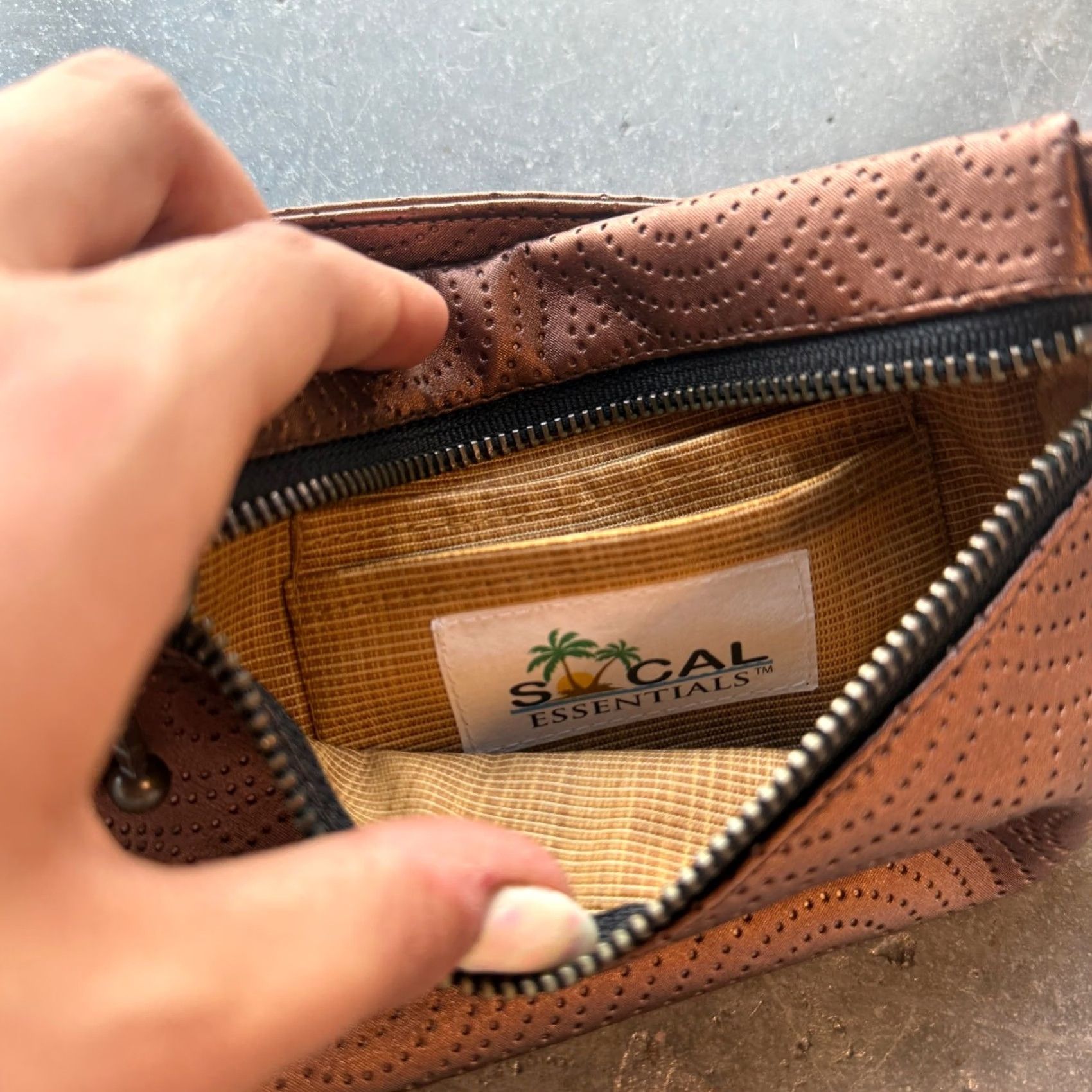 Vintage Vintage Beige Clutch Mini Wristlet Wallet - Y2K Boho Granola Purse, Faux Leather, Women, Clutch, 20+ Years, Vintage, Beige, Purse, Wallet, Wristlet Size ONE SIZE - 2 Thumbnail