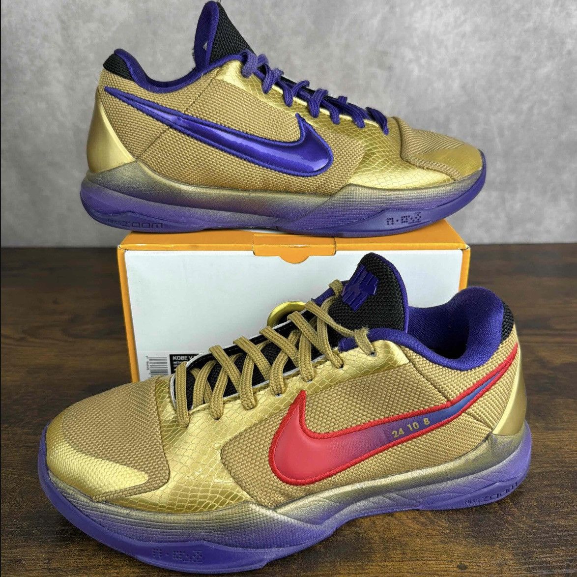 Nike × Undefeated Nike Zoom Kobe 5 Protro x Undefeated Hall Of Fame DA6809-700 Size US 7 / EU 40 - 2 Thumbnail