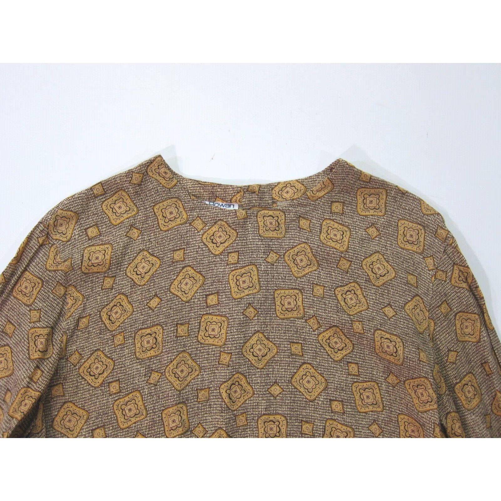 Vintage VINTAGE Rena Rowan Saville Blouse Geometric 100% Rayon Brown Long Sleeve Women 10P Size L / US 10 / IT 46 - 4 Thumbnail