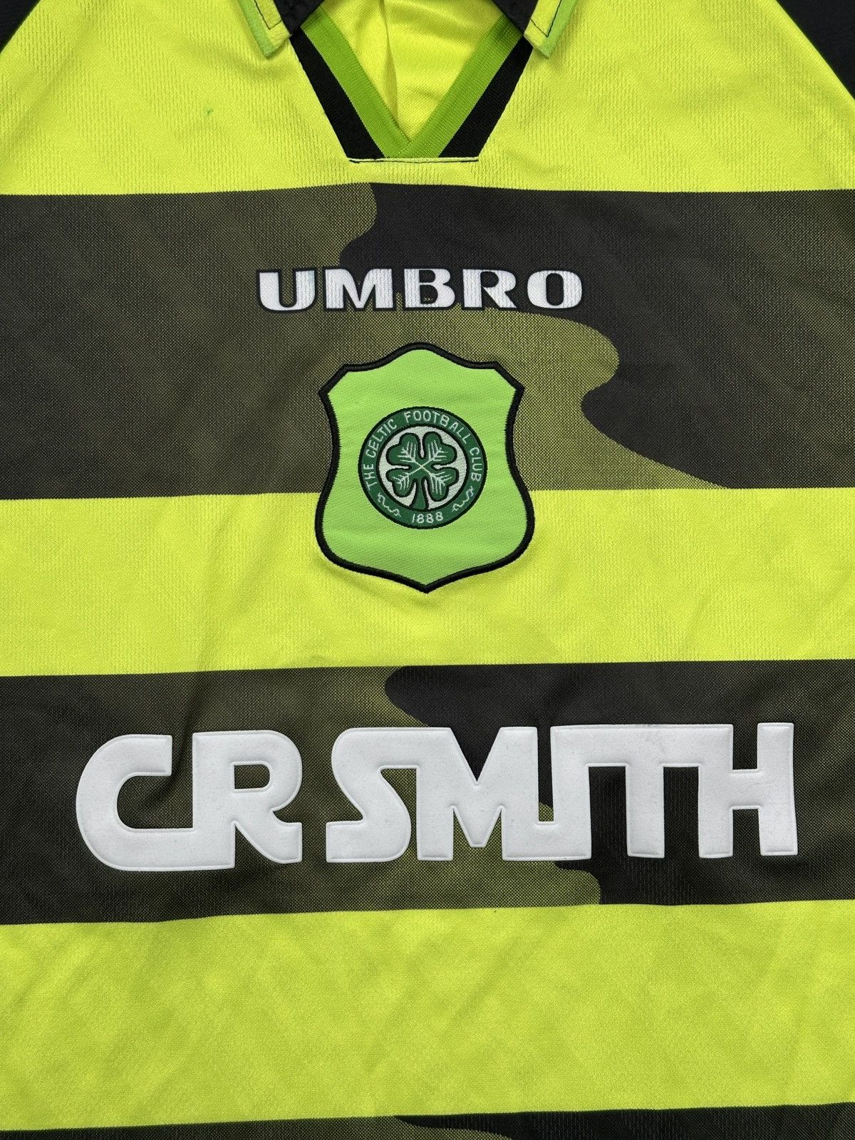 Umbro Vintage Celtic FC 1996-97 Away Jersey Umbro Super Rare 90s Size US L / EU 52-54 / 3 - 6 Thumbnail