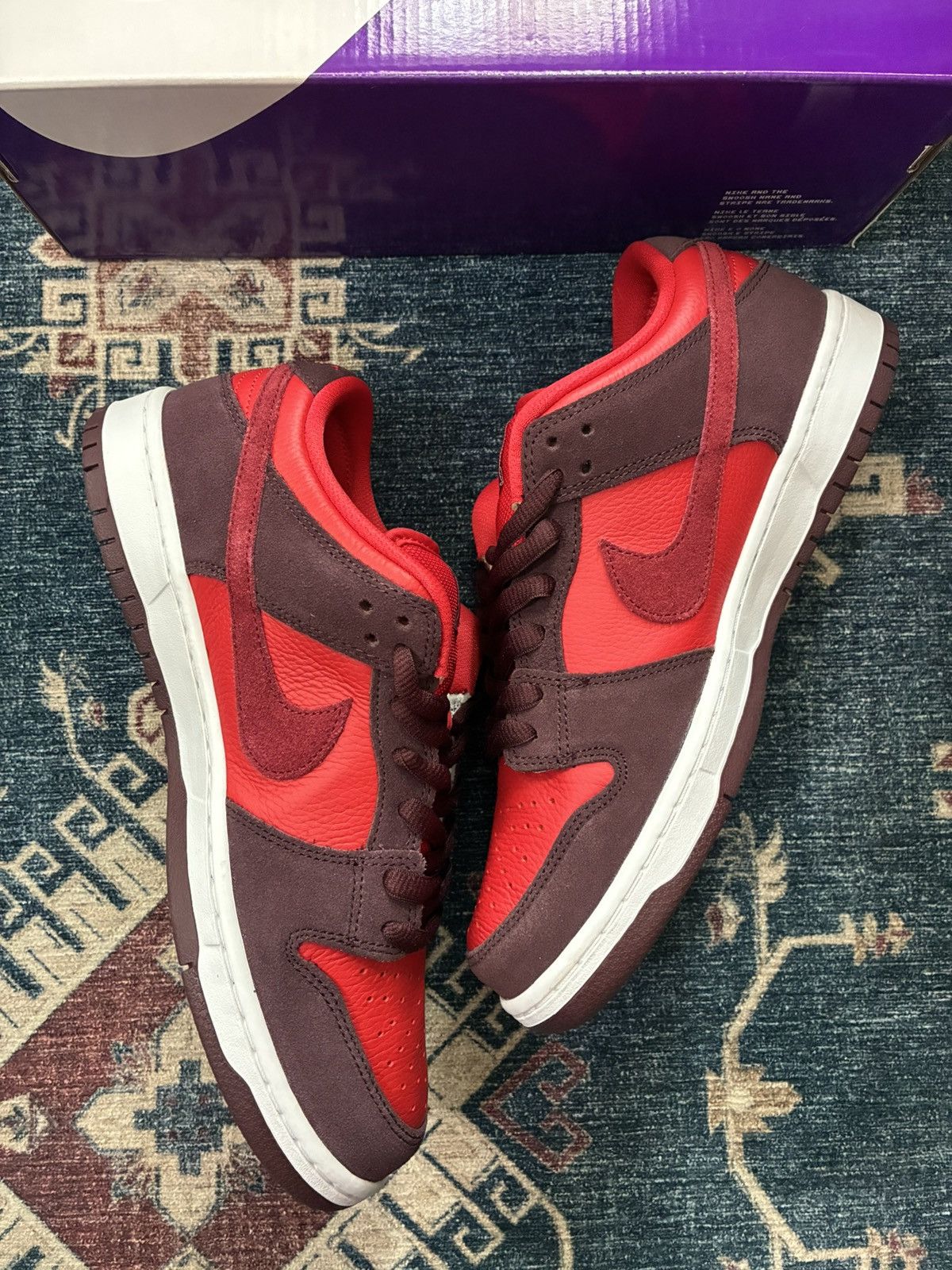 Nike Nike Sb Dunk Low Cherry SKU DM0807-600 Brand New Size 9.5M Size US 9.5 / EU 42-43 - 3 Thumbnail