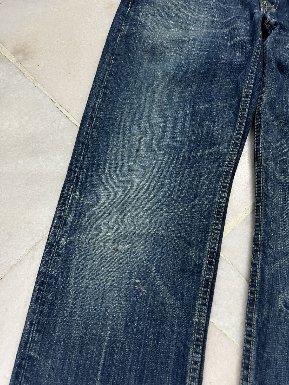 Japanese Brand 💥90’s💥Vintage D.M.G Distressed Jean Very Rare Size US 31 - 7 Thumbnail