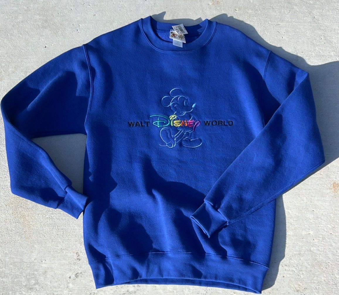 Disney × Mickey Mouse × Vintage VTG Mickey Mouse Disney World Embroidered Crew Neck, 90’s Size S / US 4 / IT 40 - 1 Thumbnail
