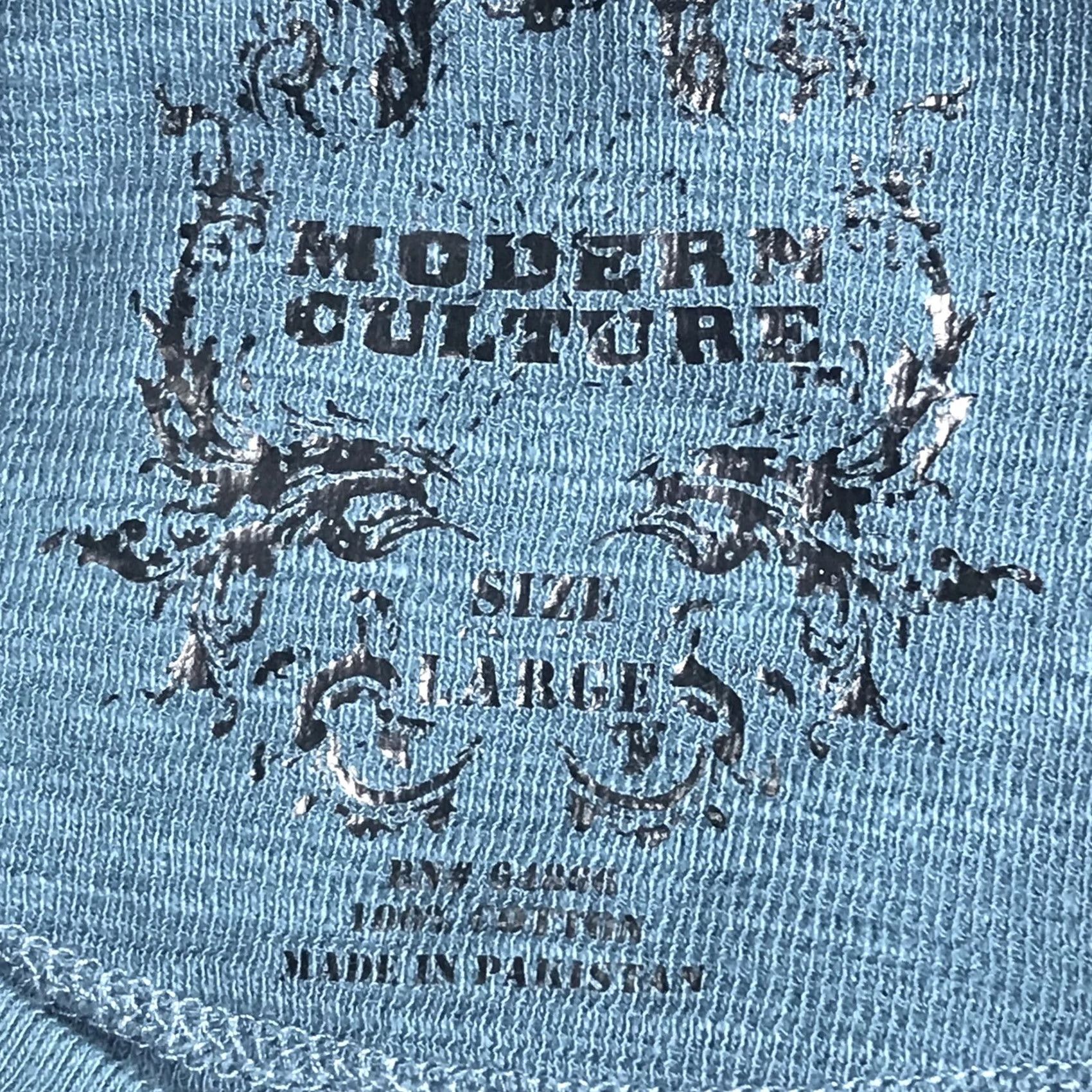 Vintage VTG Modern Culture Men Kingdom Coat Of Arms Lion Crown Long Sleeve T-Shirt Blue L Size US L / EU 52-54 / 3 - 2 Thumbnail