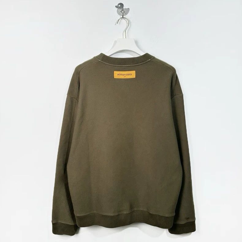 Louis Vuitton Louis Vuitton 23 new flocked monogrammed logo crewneck swe Size US L / EU 52-54 / 3 - 2 Thumbnail