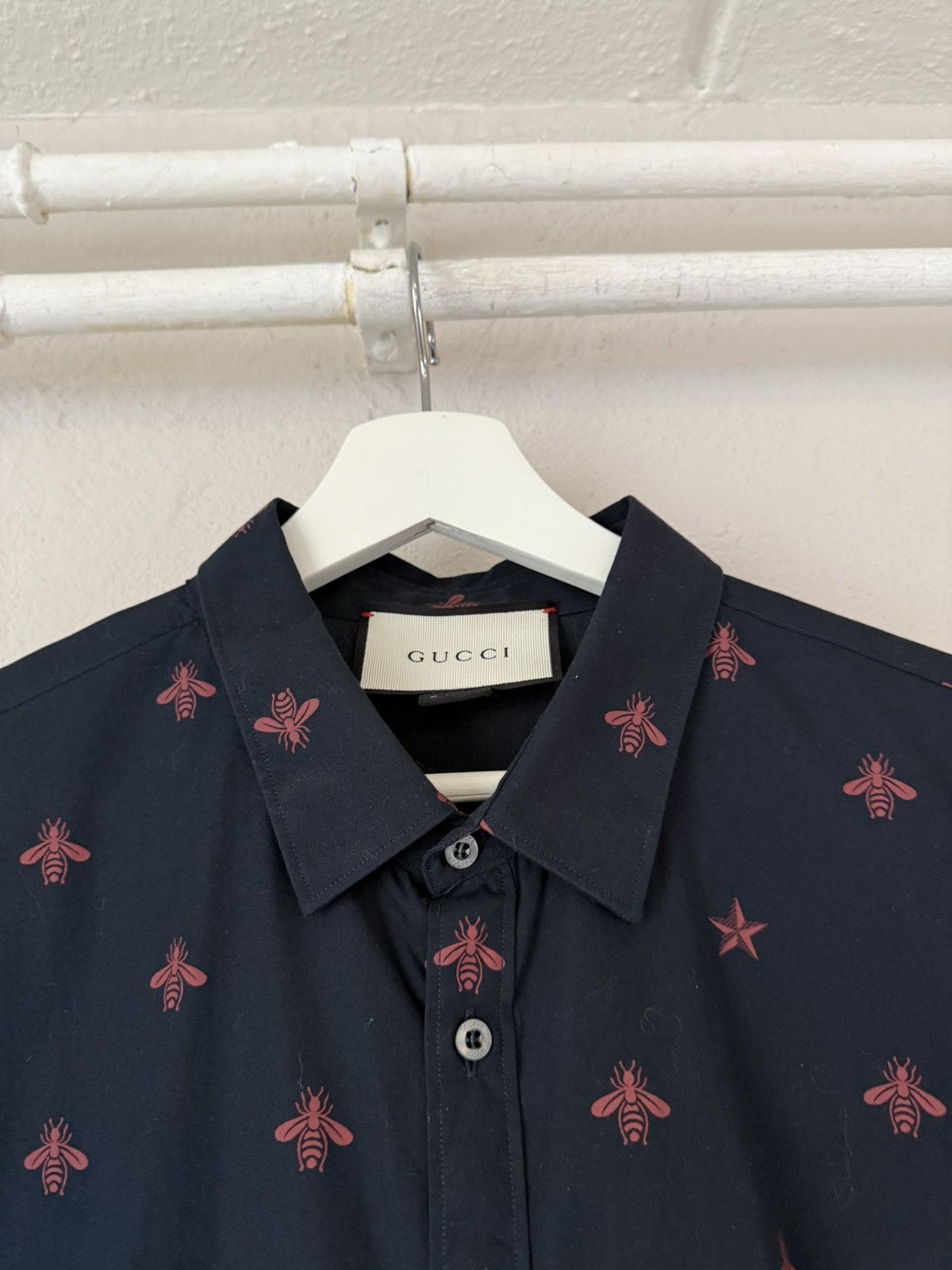 Gucci Navy Bee & Star Embroidered Shirt – Size 43 Size US L / EU 52-54 / 3 - 3 Thumbnail