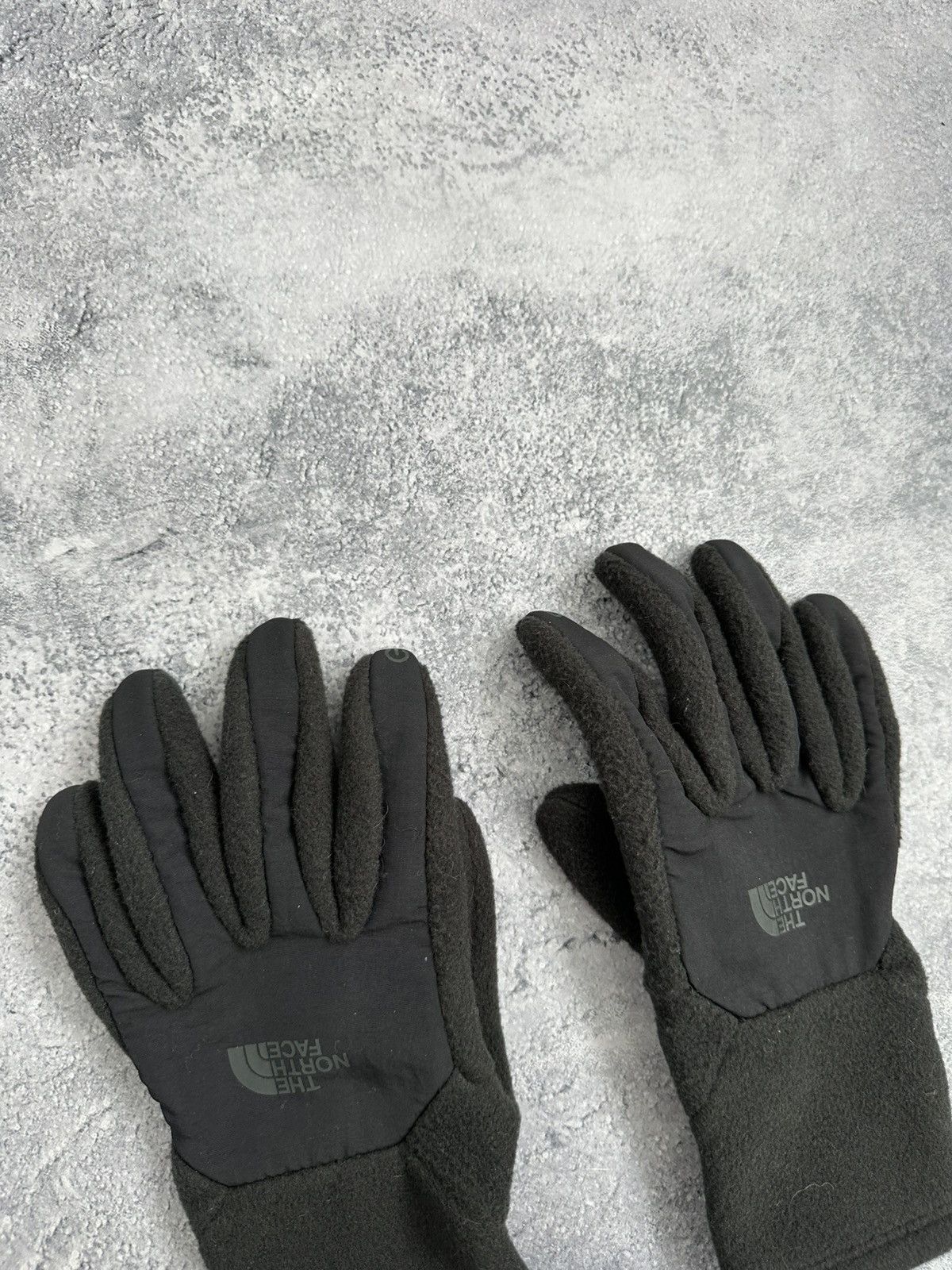 The North Face The North Face Fleece Winter Black Gloves Outdoor Gorpcore Size ONE SIZE - 4 Thumbnail