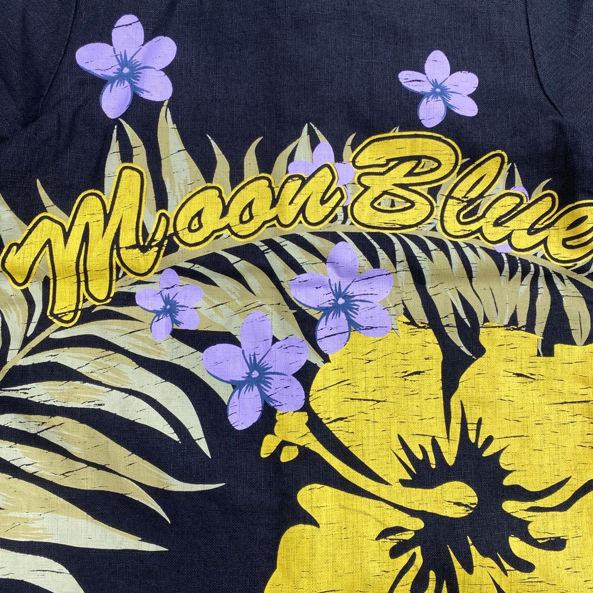 Sun Surf 2000s Blue Moon Blue Florals Hawaiian Shirt Size US S / EU 44-46 / 1 - 4 Thumbnail