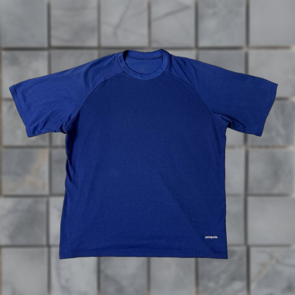 Patagonia VINTAGE Patagonia Capilene Shirt Mens Small Blue All Seasons Breathable Logo Short Sleeve Crew Neck Base Layer 90s Size US S / EU 44-46 / 1 - 1 Thumbnail
