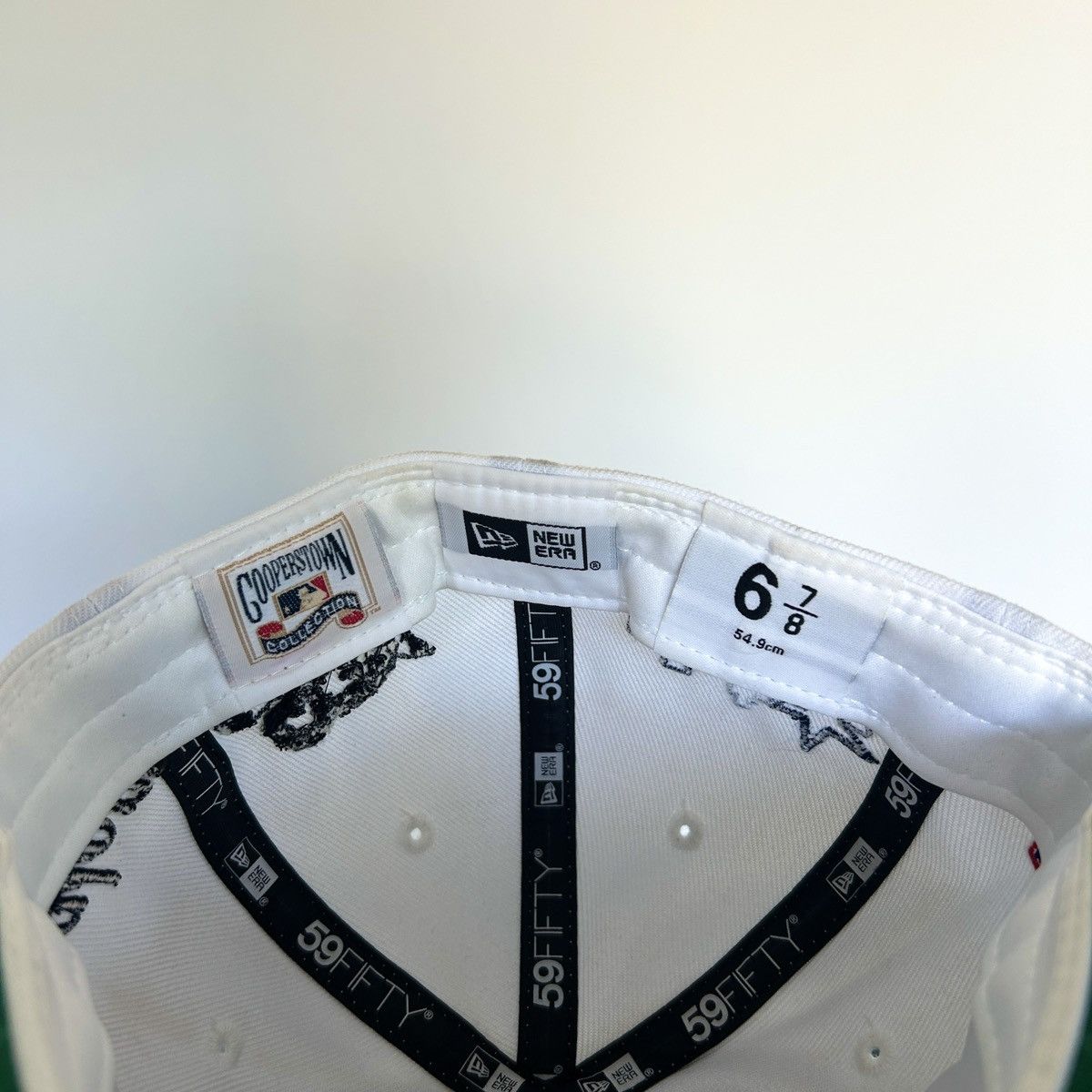 New Era *6 7/8* 1-of-1 NEW ERA Los Angeles Dodgers Exclusive Fitted Size ONE SIZE - 10 Thumbnail